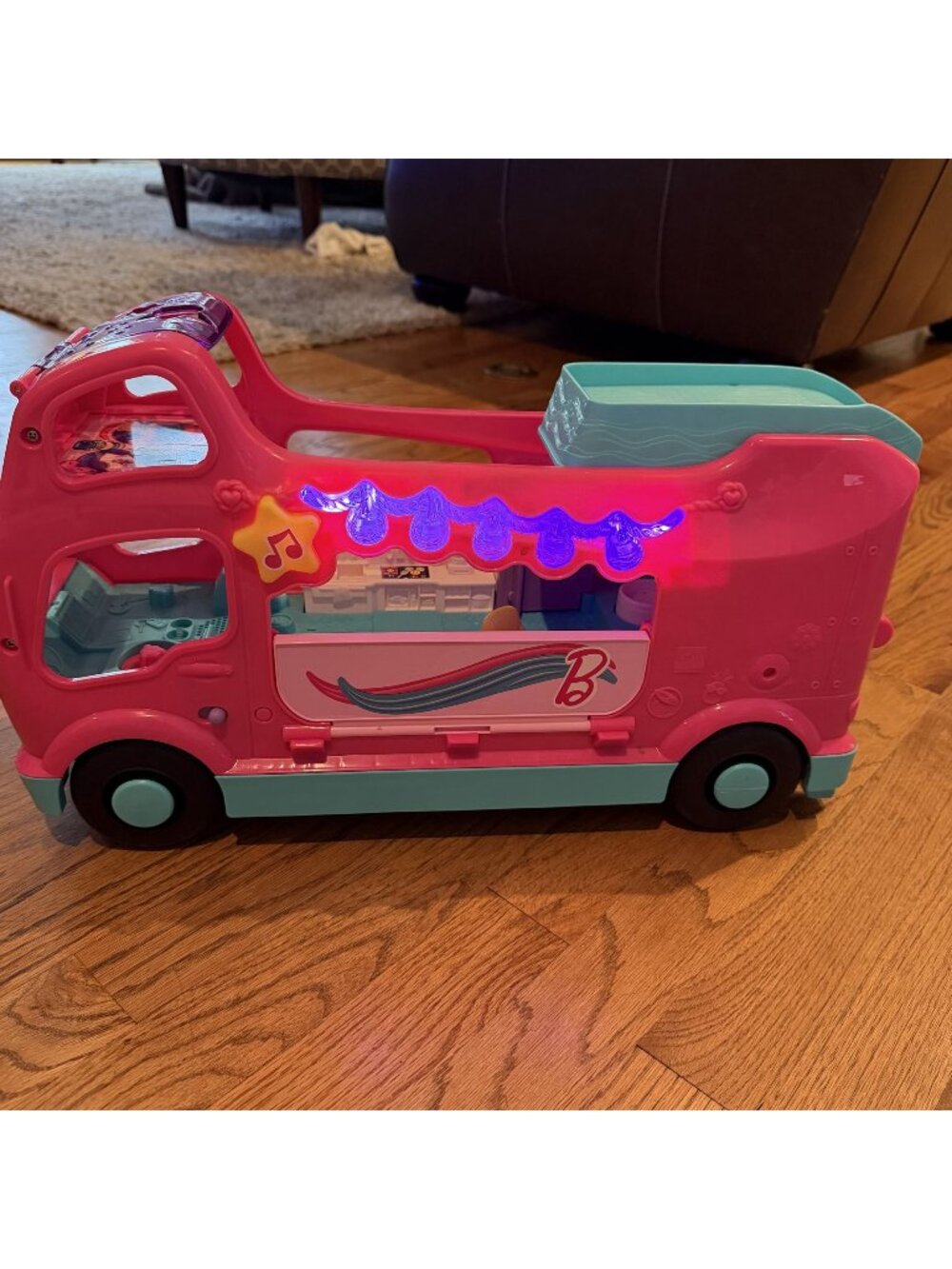 Fisher Price Girls Pink Little People Barbie Dream Camper Playset Works Great